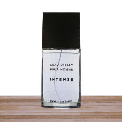 Issey Miyake L'Eau D'Issey Pour Homme Intense Eau De Toilette 125ml Spray