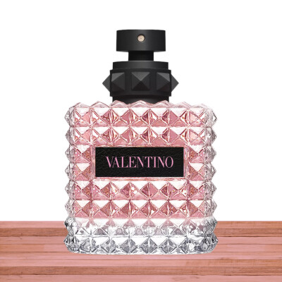 Valentino Born In Roma Donna Eau De Parfum 30ml Spray